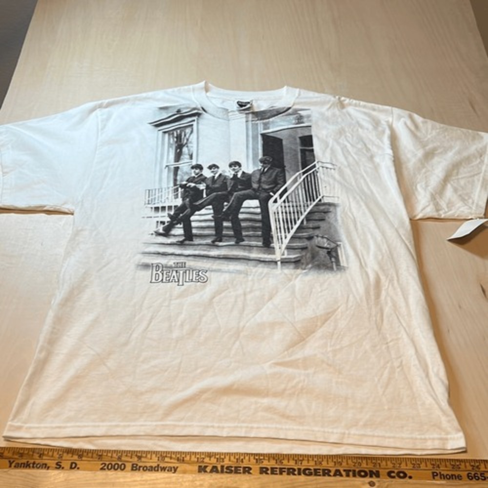 Vintage Y2K 2008 The‎ Beatles T shirt white NWT Size XL